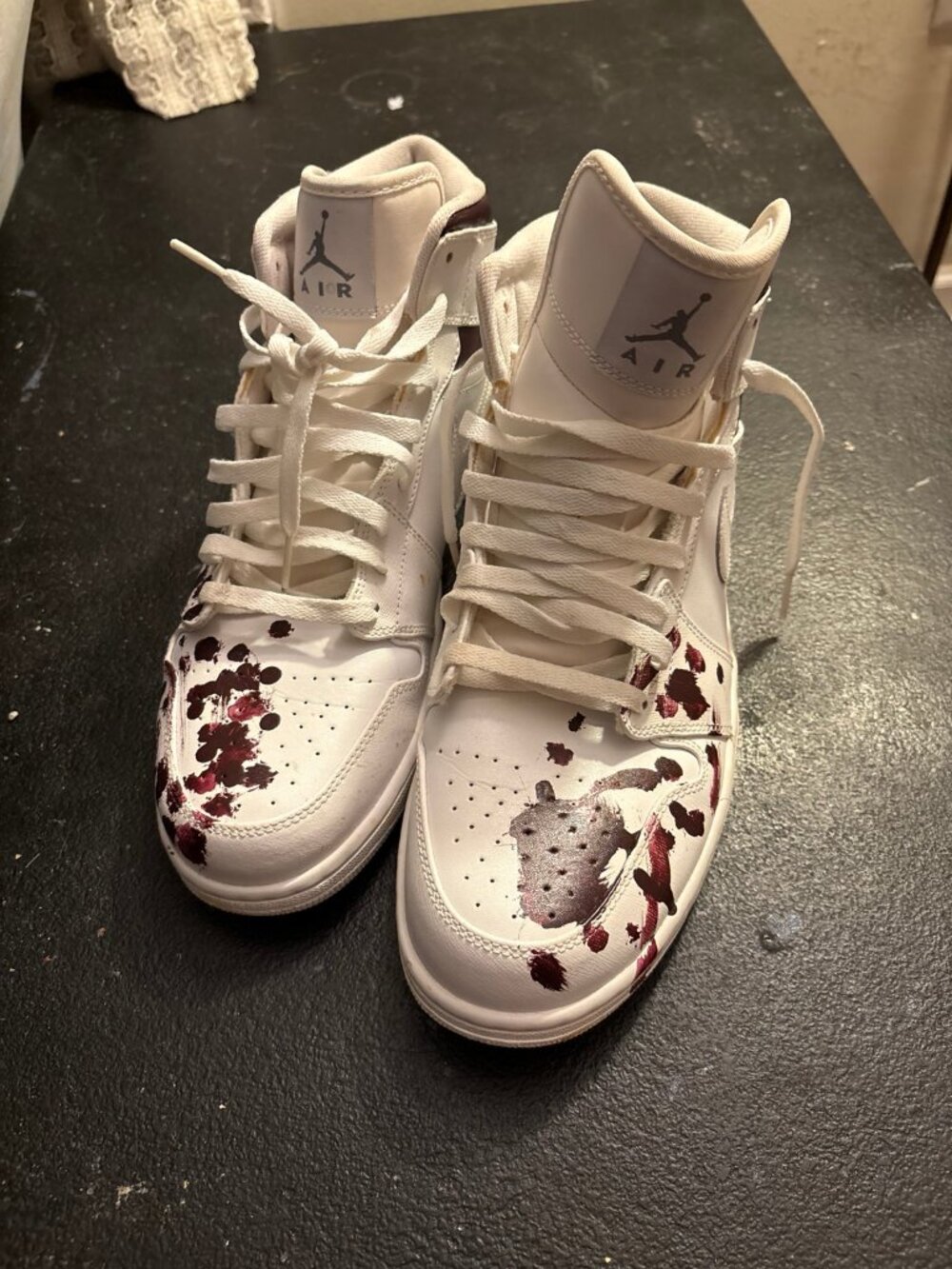 Air Jordan 1 Mid White Burgundy Splatter Men’s Size 13